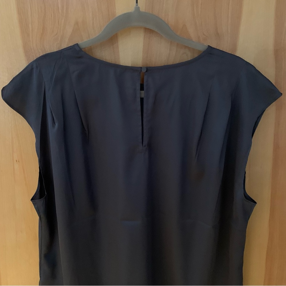Express NWT Top - Picture 8 of 9